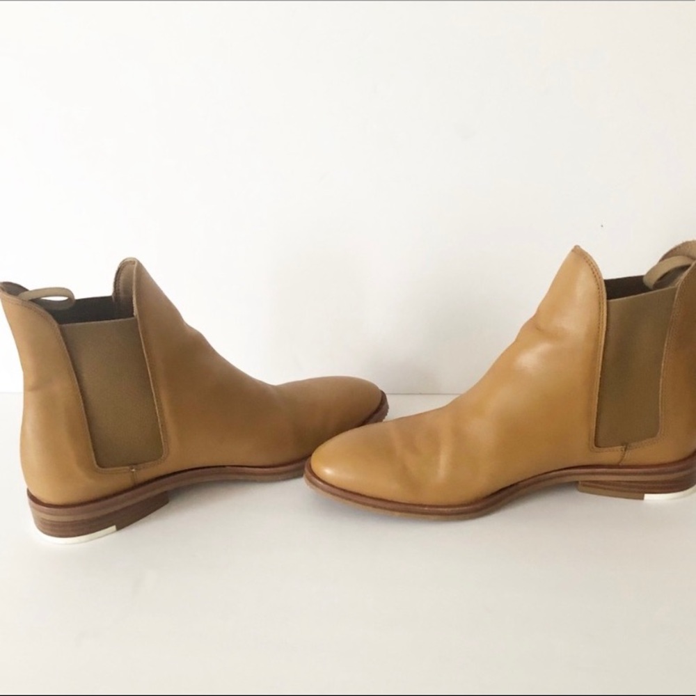 Ever lane Chelsea Boots